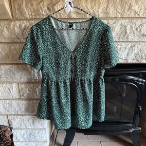 SHEIN Green Floral V-Neck Babydoll Blouse Medium